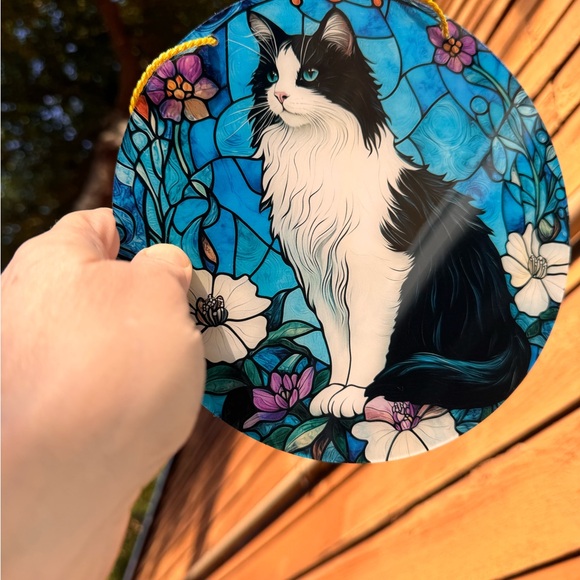 Elegant Black and White Tuxedo cat stained glass hanging - Picture 2 of 3